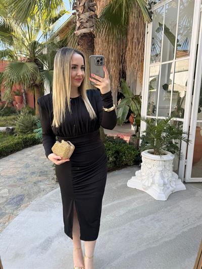 Vatkalı Drapeli Uzun Sandy Kumaş Elbise