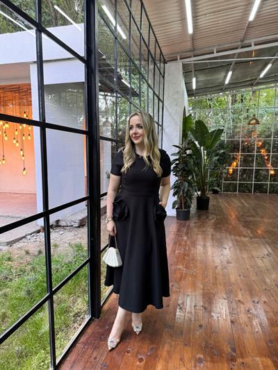 Vatkalı Gül Detaylı Premium Siyah Elbise