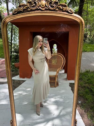 Vatkalı Modal Kumaş Kemerli Ekru Elbise