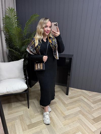 Yumoş Dokuda Triko Elbiseler Siyah