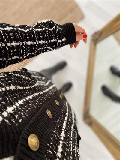 Orj Marka Düğmeli Cepli Siyah Hırka