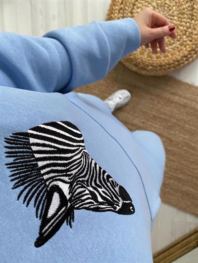 Zebra Detaylı Mavi Takım