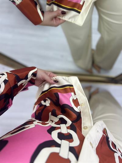 Zincir Detay Pembe Saten Gömlek