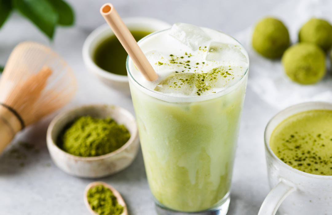 Matcha ve Kahve: Arasındaki Farklar, Benzerlikler ve Günlük Tüketim Önerileri