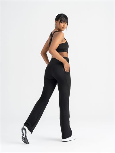 Boru Paça Yandan Cepli Tayt Siyah Renk 432