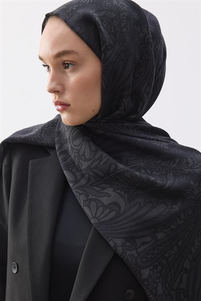Violet Black (Yün İpek)