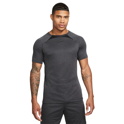Nike Academy Dri-Fit Erkek T-Shirt - FB6333