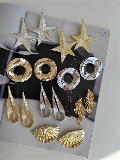 Altın Kaplama Çizgi Dokulu Gold Tasarım Küpe