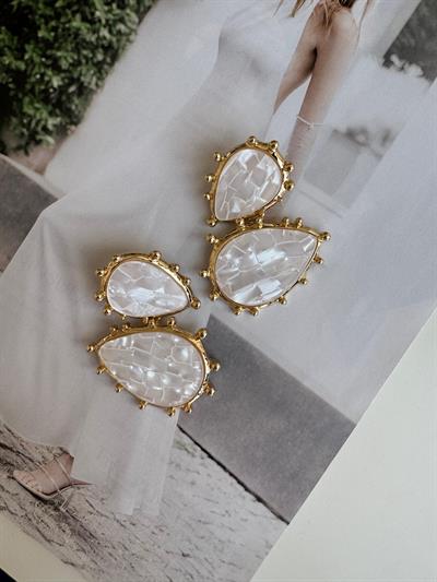 Altın Kaplama Gold Detaylı Krem Sedeflli Küpe