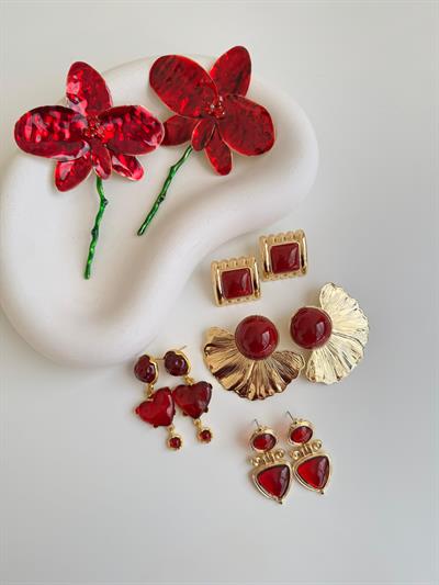 Altın Kaplama Kırmızı Plaka Çiçek Küpe