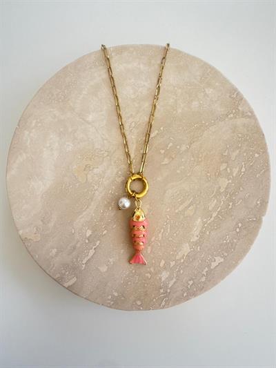 Çelik Charmlı Pembe Balık Kolye