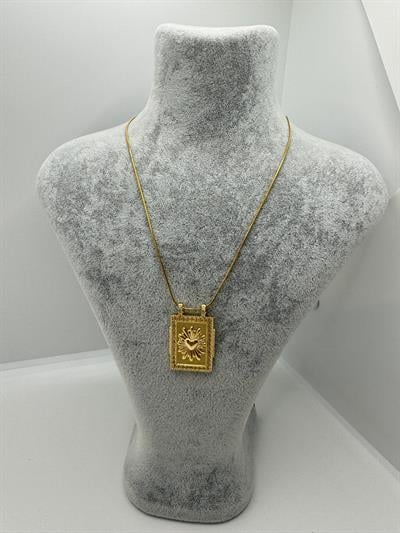 Çelik Kabartmalı Kalp Detaylı Plaka Kolye