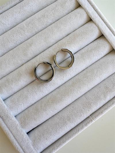 Çelik Silver Beyaz Sedefli Halka Küpe