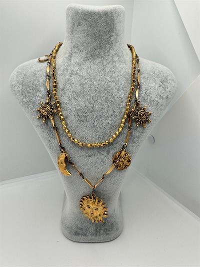 Charmlı İkili Marka Güneş Kolye