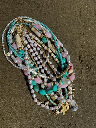 Doğal Taş Görünümlü Mavi Taşlı Kolye