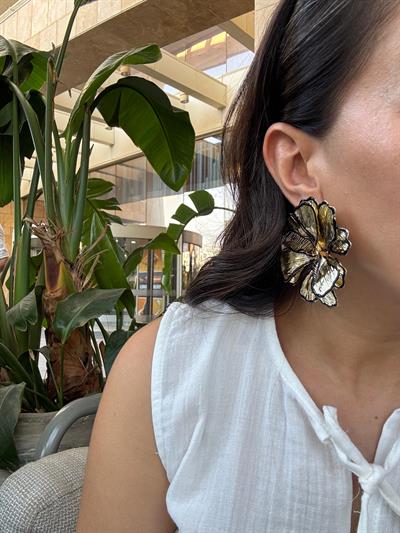 Marka Model Gold Çiçek Küpe