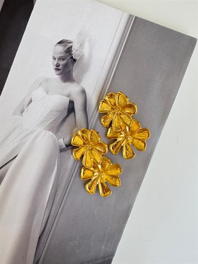 Marka Model Gold Çiçek Küpe