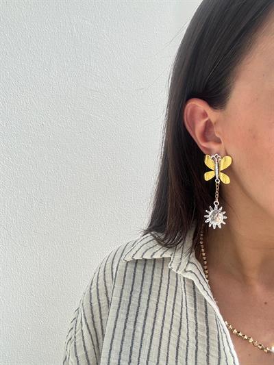 Metal Kelebekli Marka Küpe