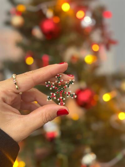 Minimal Taşlı Kar Tanesi