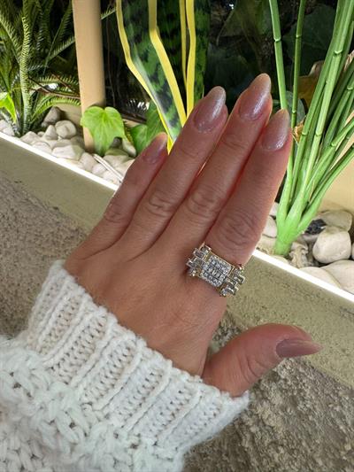 Özel Seri Baget Taşlı Tasarım Yüzük