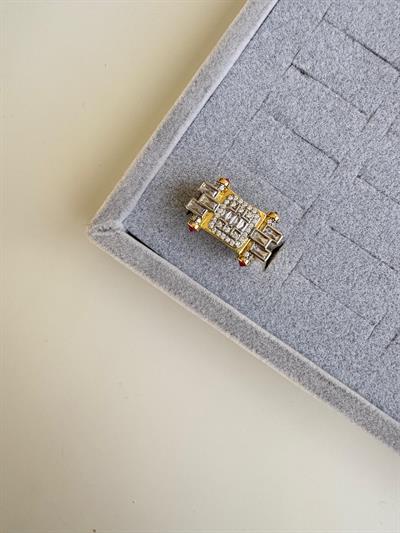 Özel Seri Baget Taşlı Tasarım Yüzük