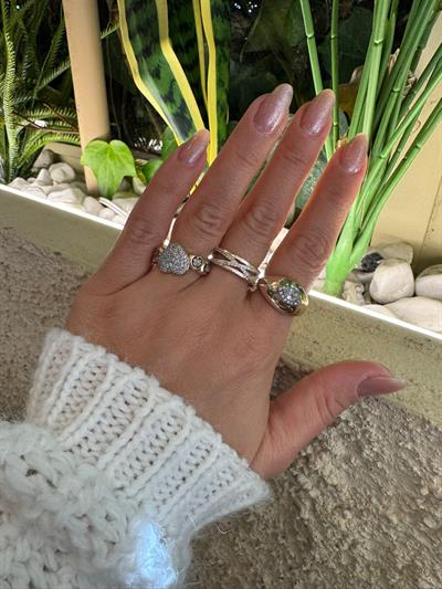 Özel Seri Kalpli Taşlı Yüzük