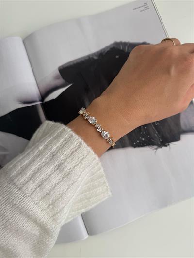 Özel Seri Oval Taşlı Zirkon Bileklik (18k)
