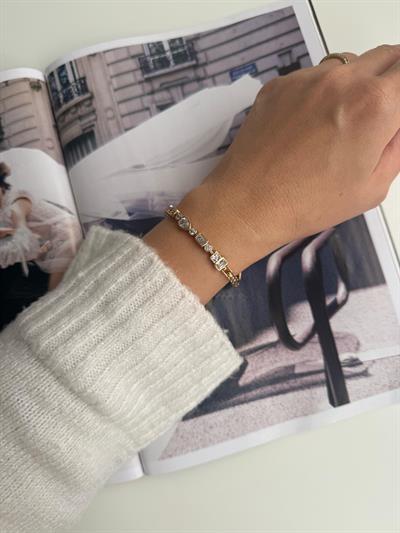 Özel Seri Damla Detaylı Zirkon Taşlı Bileklik (18k)