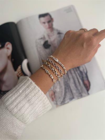 Özel Seri Zirkon Taşlı Bileklik (18k)