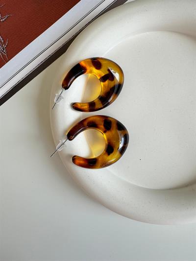 Leopar Desenli Oval Reçine Küpe
