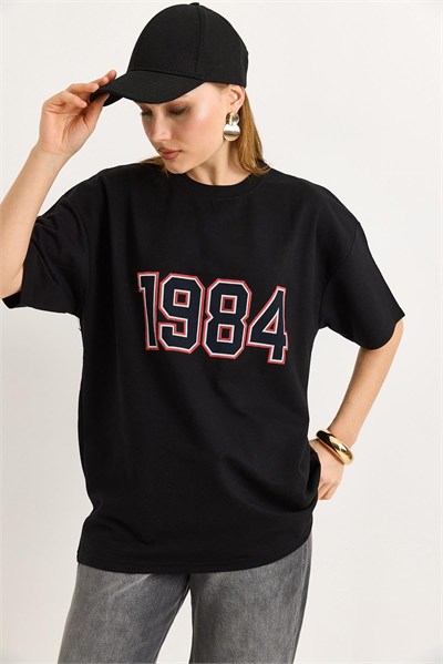 Siyah Baskılı Oversize Tişört