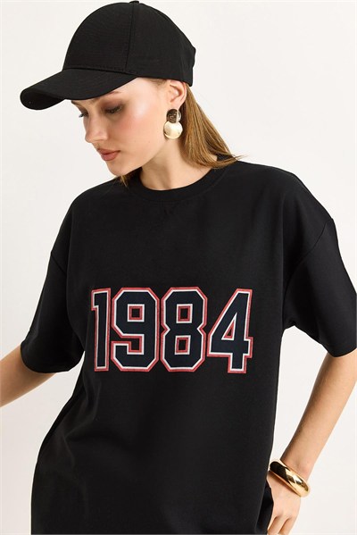 Siyah Baskılı Oversize Tişört