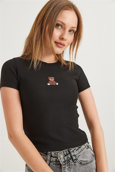 Siyah Ayıcık Nakışlı Crop Bluz