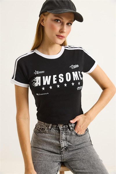 Siyah Baskılı Crop Tişört
