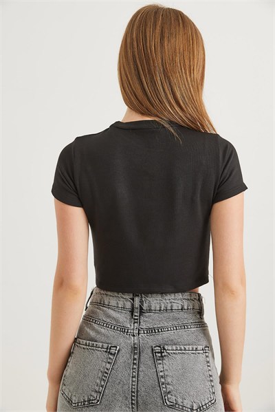 Siyah Bisiklet Yaka Crop Bluz
