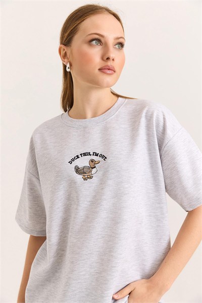 Gri Ördek Nakışlı Oversize Tişört