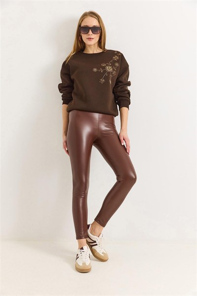 Kahverengi Boncuk İşlemeli Sweatshirt