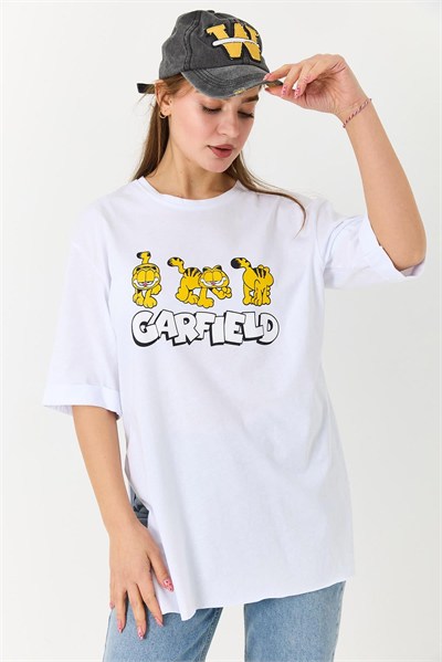 Beyaz Garfield Baskılı Yırtmaçlı Tişört