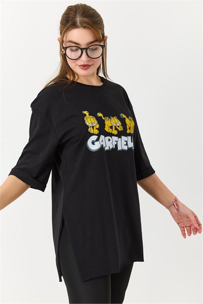 Siyah Garfield Baskılı Yırtmaçlı Tişört