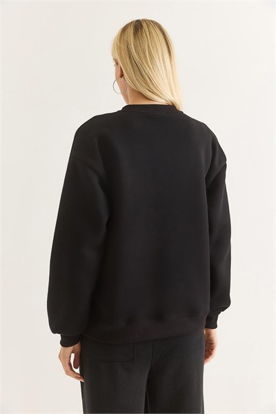 Siyah Geyik Nakışlı Sweatshirt