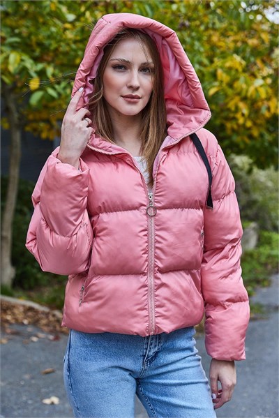 Pembe Kapüşonlu Fermuarlı Şişme Mont