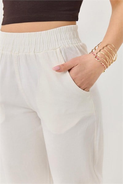 Beyaz Beli Lastikli Mom Pantolon