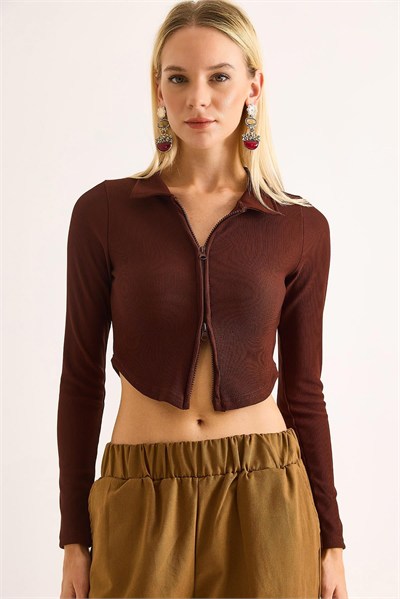 Kahverengi Fermuarlı Fitilli Crop Bluz