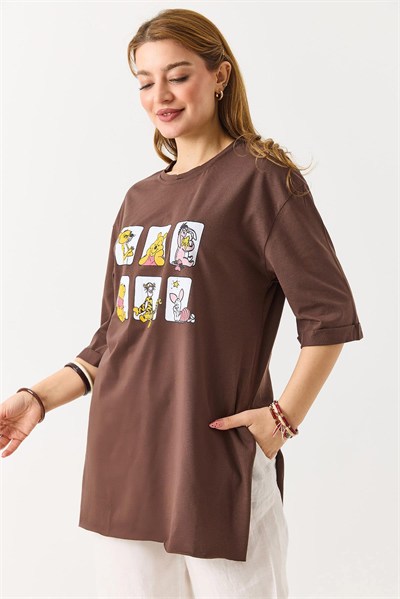 Kahverengi Yanı Yırtmaçlı Oversize Tişört