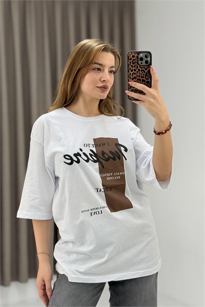 Beyaz Yazı Baskılı Bisiklet Tişört