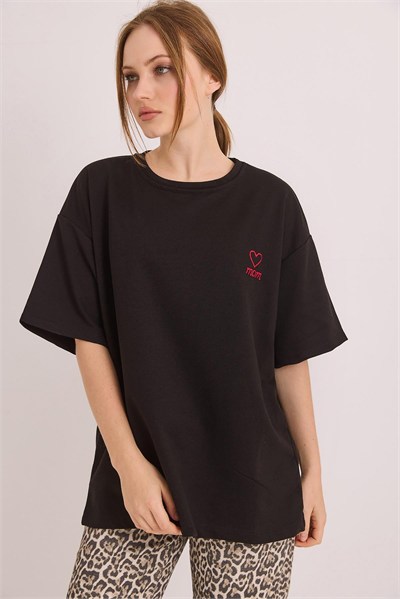 Siyah Mom Nakışlı Oversize Tişört