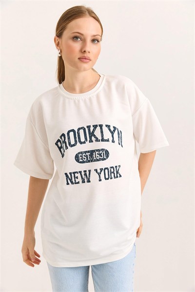 Ekru Brooklyn Baskılı Oversize Tişört