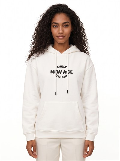 Beyaz Oversize Baskılı Kapüşonlu Sweatshirt