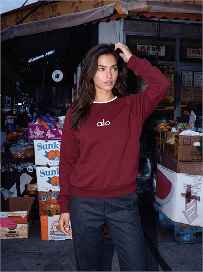 Bordo Yakası Garnili Sweatshirt