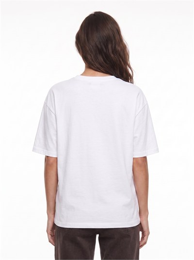 Beyaz Çiçek Baskılı Oversize Tişört